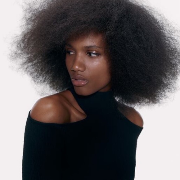 Zara - Cold Shoulder Sweater Top - Picture 2 of 4